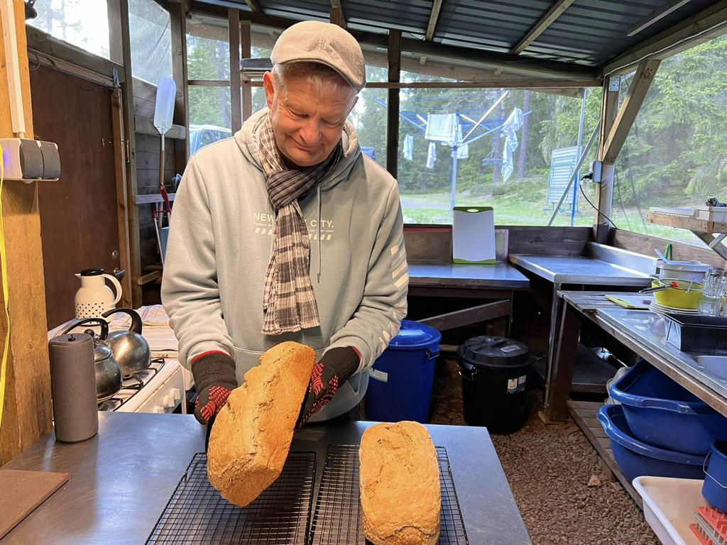 Nach 40 Jahren backen wir wieder selbst Brot.